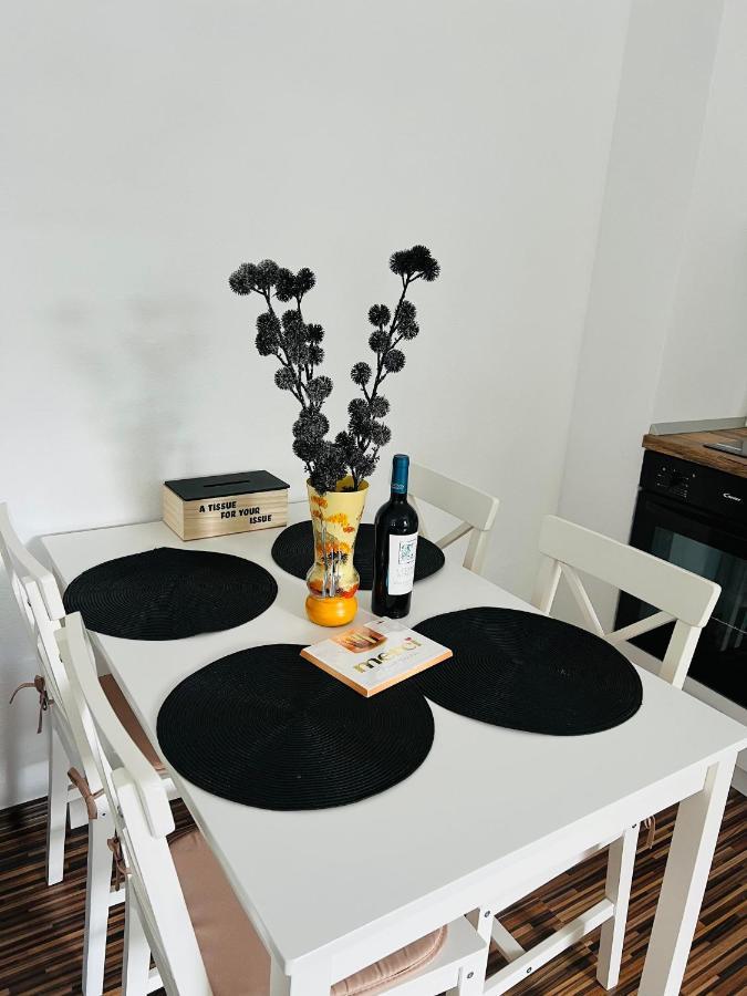 Apartament in regim hotelier King Mediaş Buitenkant foto