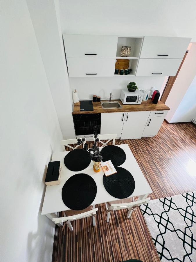 Apartament in regim hotelier King Mediaş Buitenkant foto